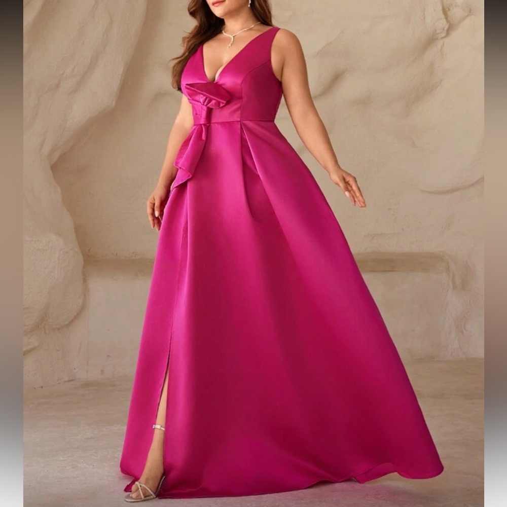 Fuchsia V-Neck Satin Evening Gown with Draped Bow and Slit - Picture 4 of 7